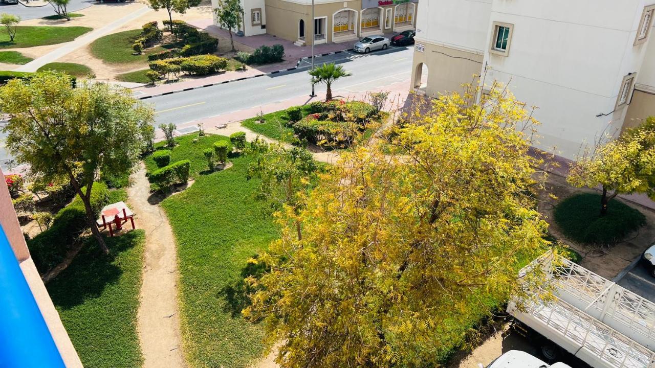 דובאי Newly Furnished Cozy One Bed Room Apartment 2 Bathroom City View מראה חיצוני תמונה