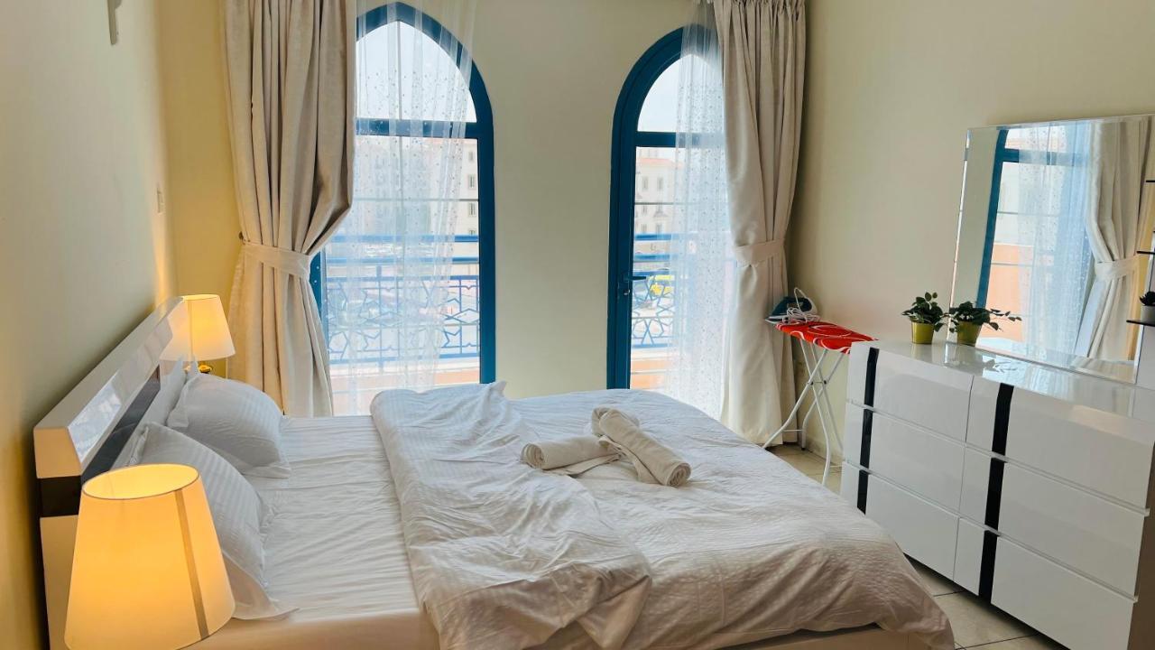דובאי Newly Furnished Cozy One Bed Room Apartment 2 Bathroom City View מראה חיצוני תמונה